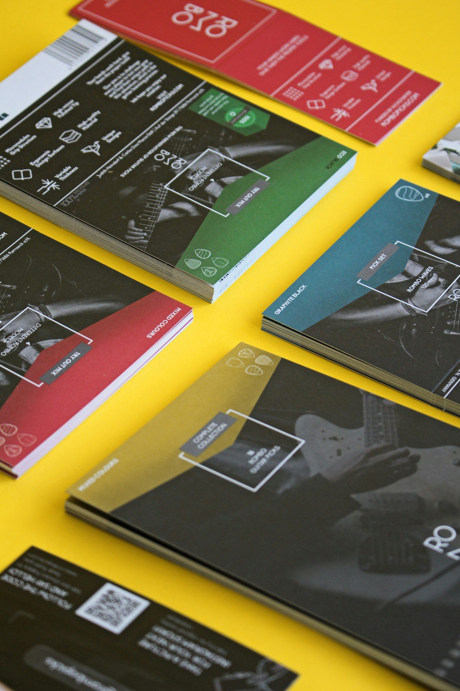 Brochures & catalogues